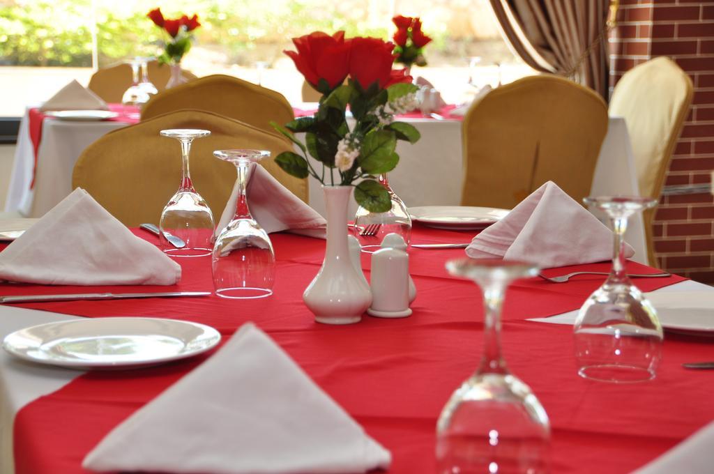 G.S Plaza Hotel Άκρα Εξωτερικό φωτογραφία