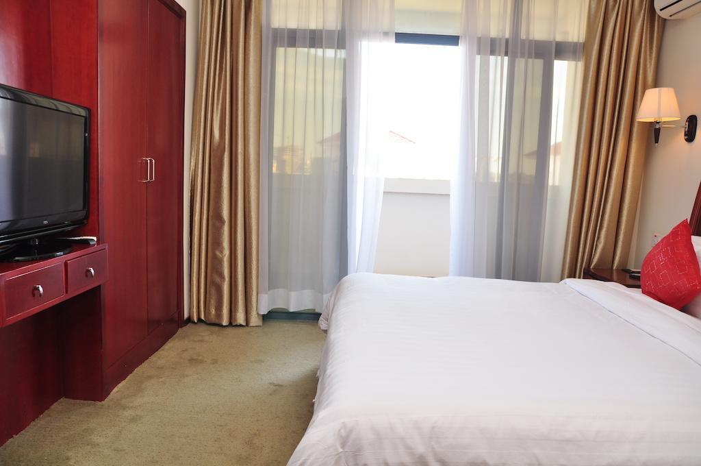 G.S Plaza Hotel Άκρα Εξωτερικό φωτογραφία