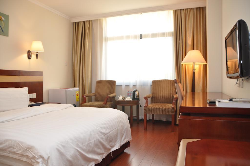 G.S Plaza Hotel Άκρα Εξωτερικό φωτογραφία