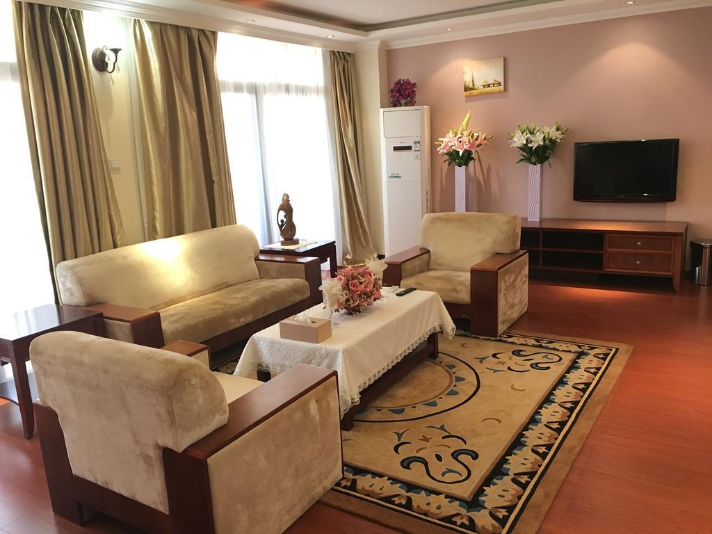 G.S Plaza Hotel Άκρα Εξωτερικό φωτογραφία