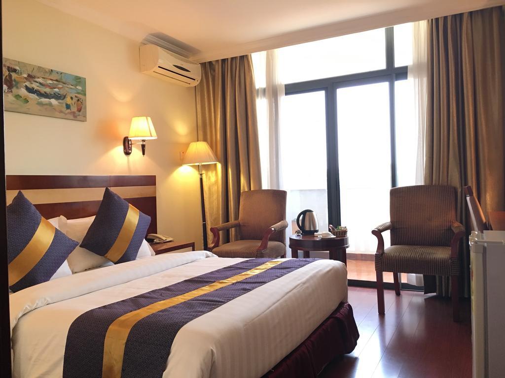 G.S Plaza Hotel Άκρα Εξωτερικό φωτογραφία