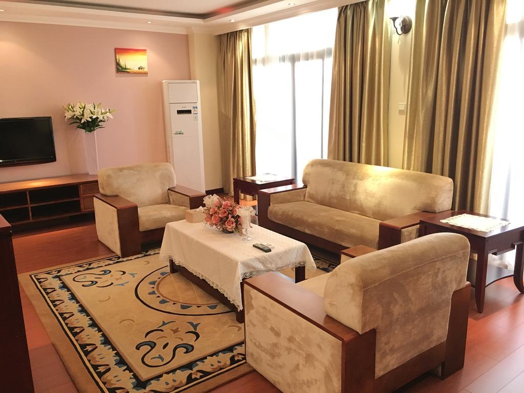 G.S Plaza Hotel Άκρα Εξωτερικό φωτογραφία